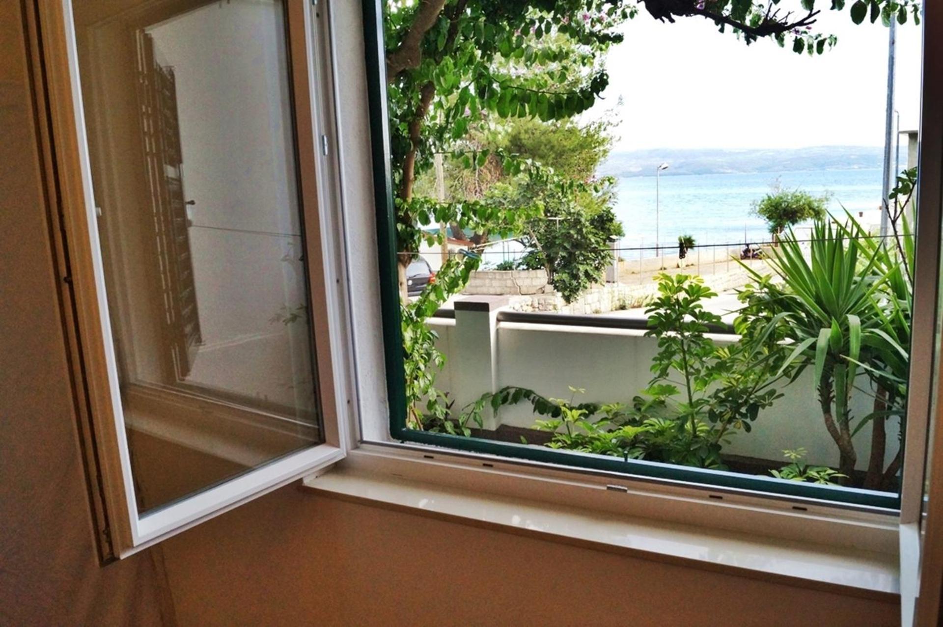Apartments By The Sea Krilo Jesenice, Omis - 15145 Jesenice  Zimmer foto