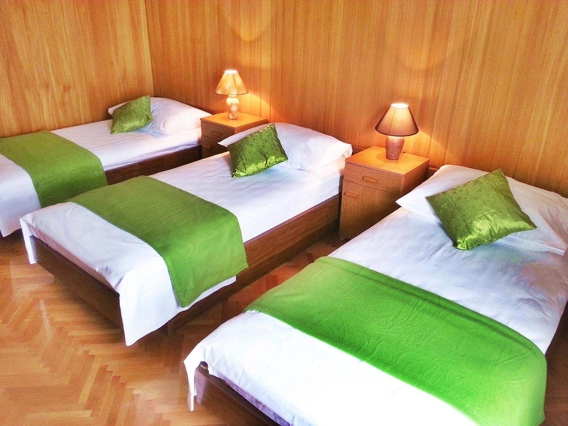 Apartments By The Sea Krilo Jesenice, Omis - 15145 Jesenice  Zimmer foto